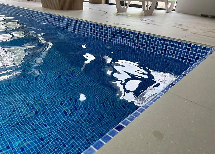 Sowi Raj Apartment *